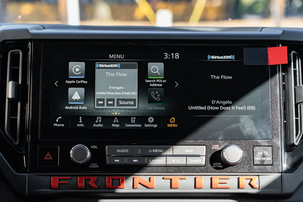 New 2027 Gun Metallic Nissan Crew Cab PRO-4X® image 16