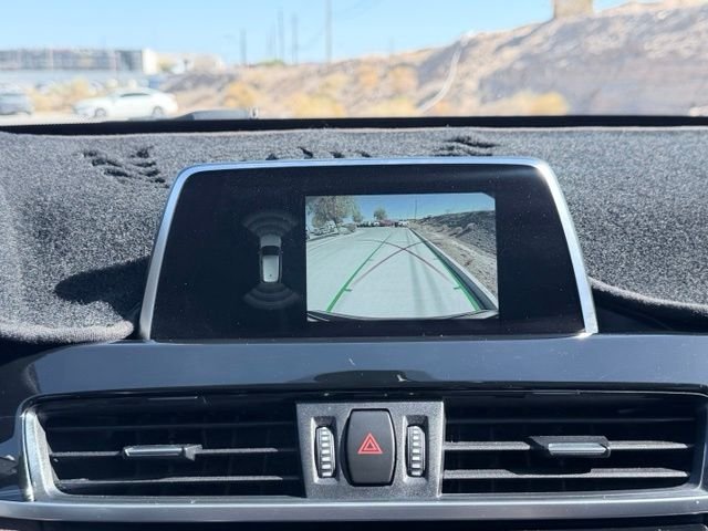 Used 2018 Green BMW xDrive28i image 14