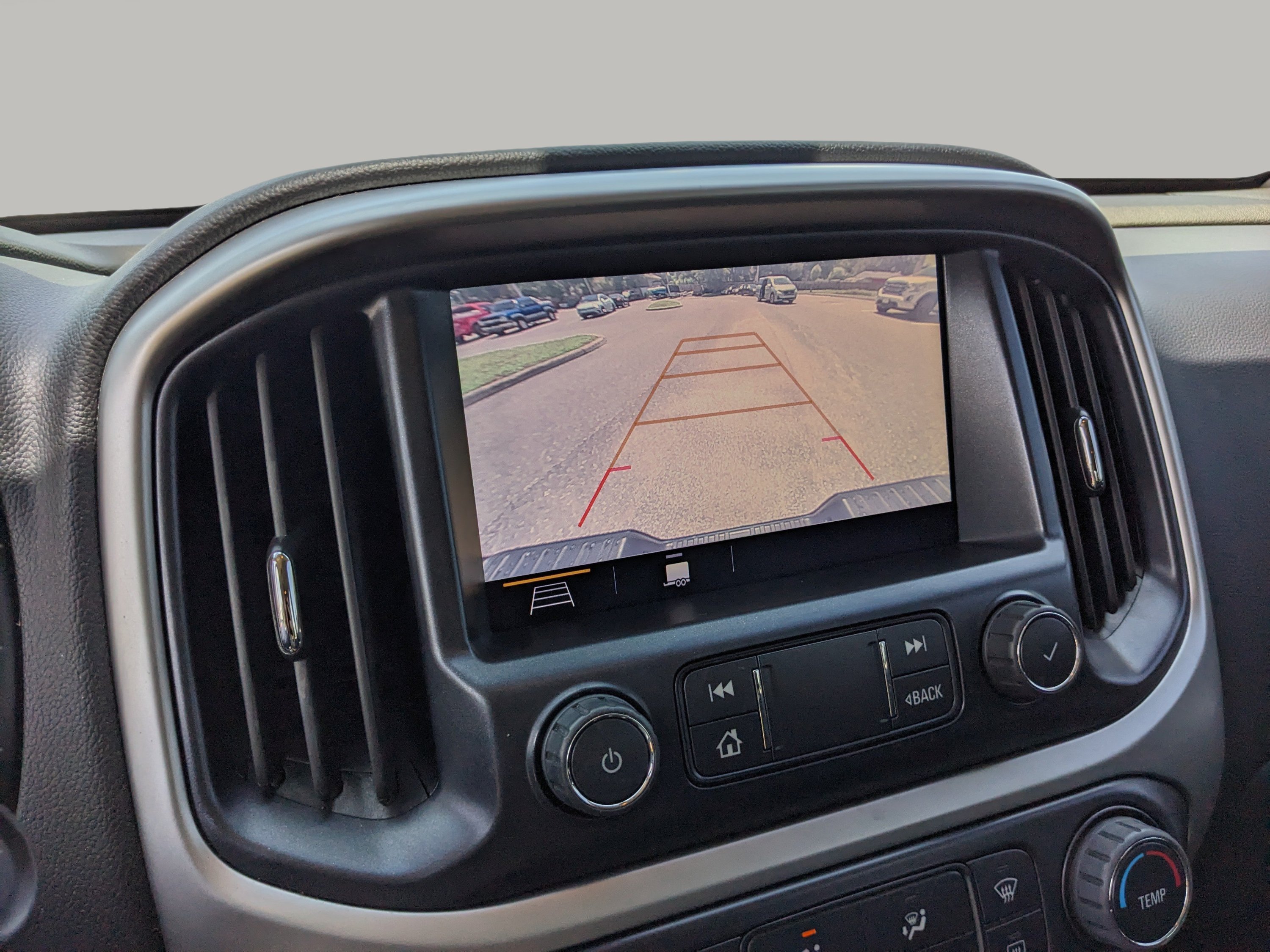 Used 2019 Shadow Gray Metallic Chevrolet 4WD LT image 25