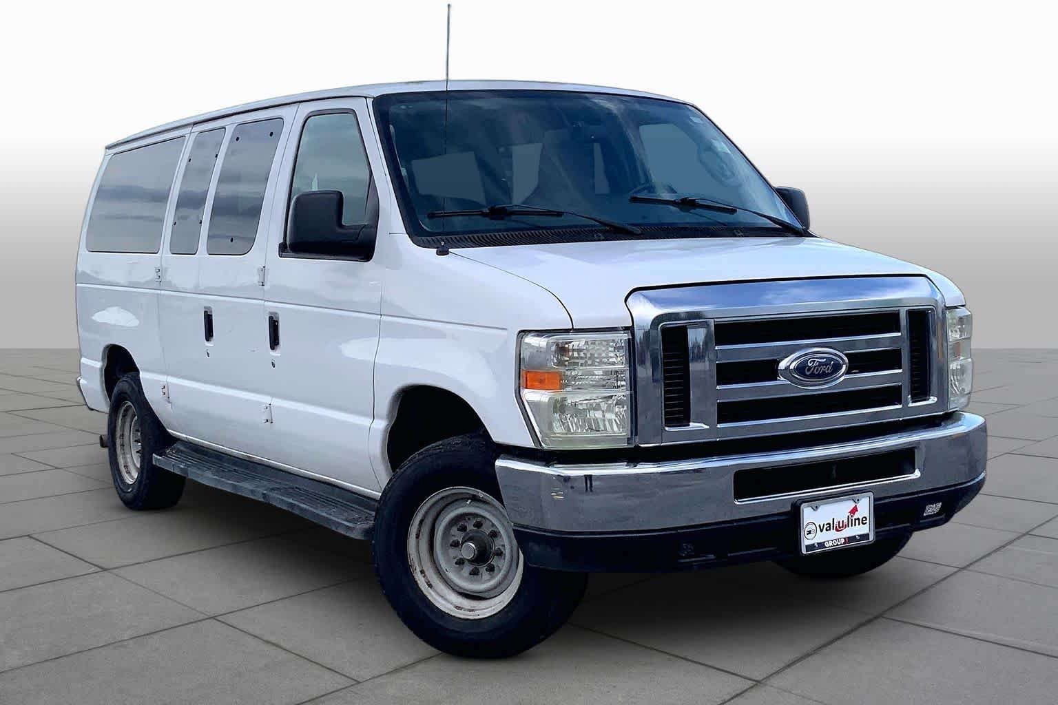 Used 2014 Oxford White Ford XLT image 3