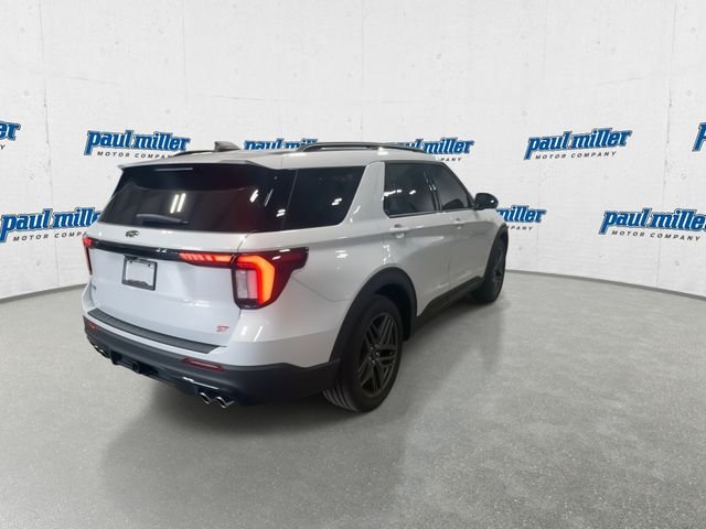 New 2026 Space White Metallic Ford ST image 11
