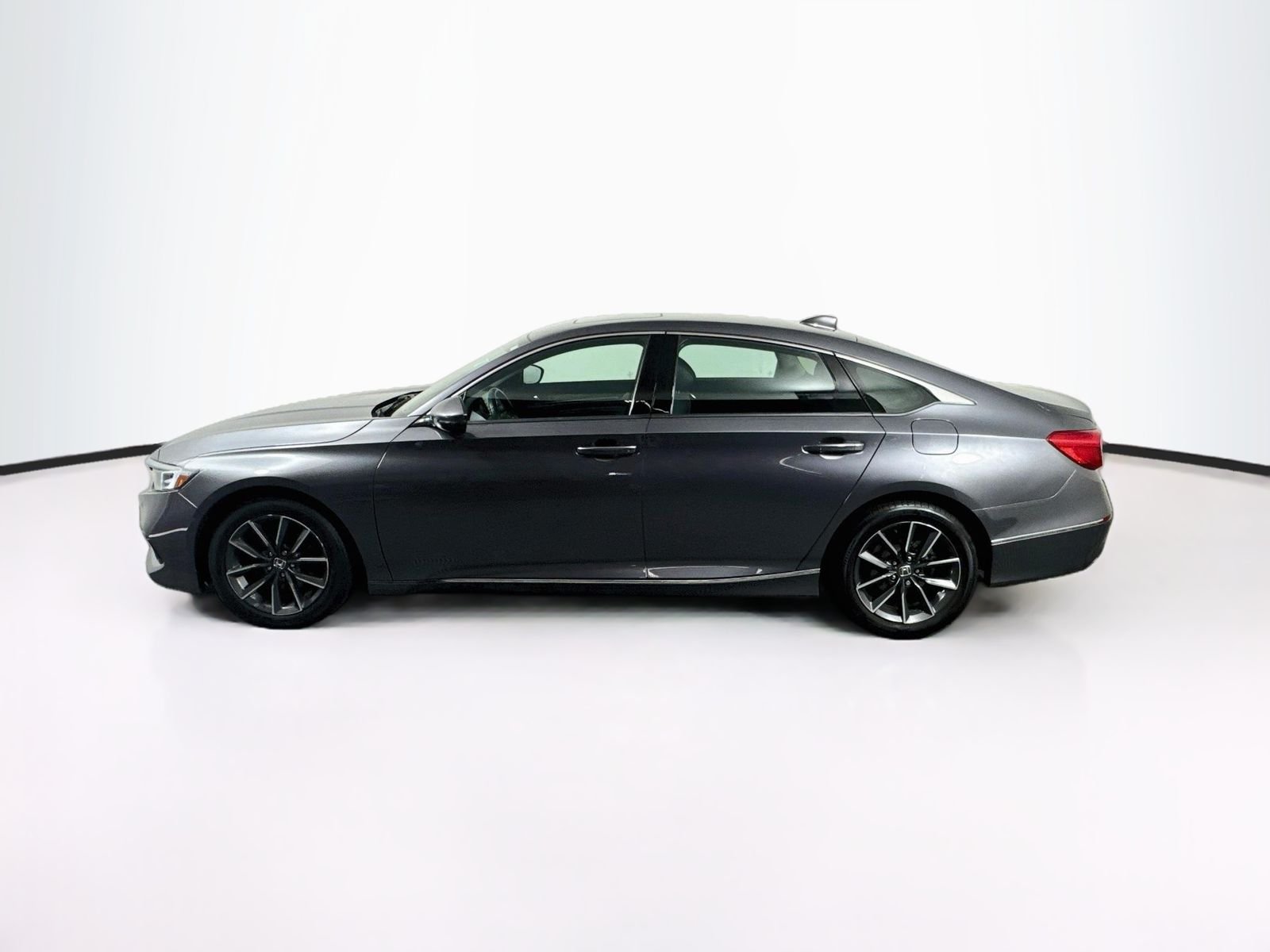 Used 2021  Honda EX-L image 4
