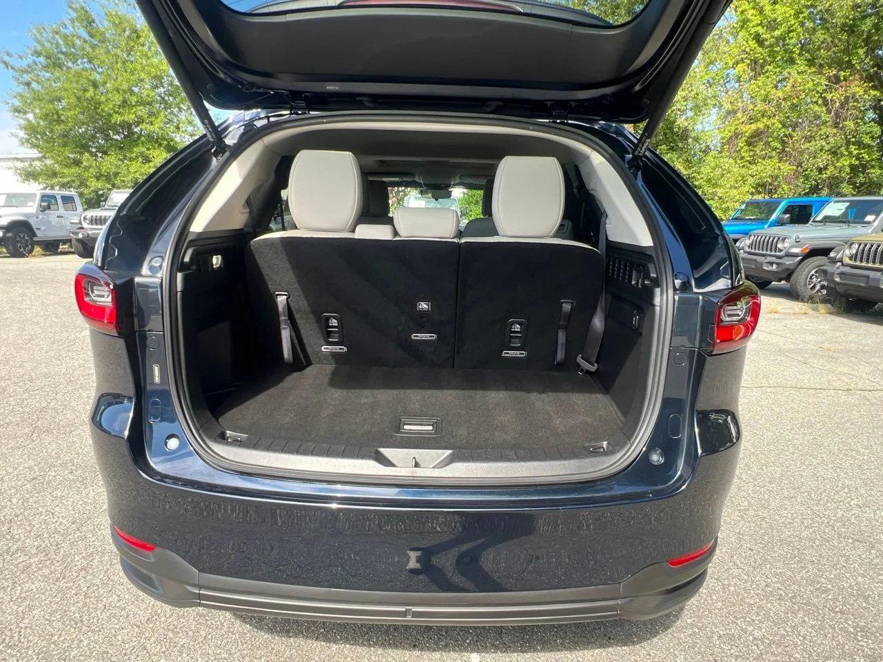 Used 2024 Blue Mazda 3.3 Turbo Preferred image 12
