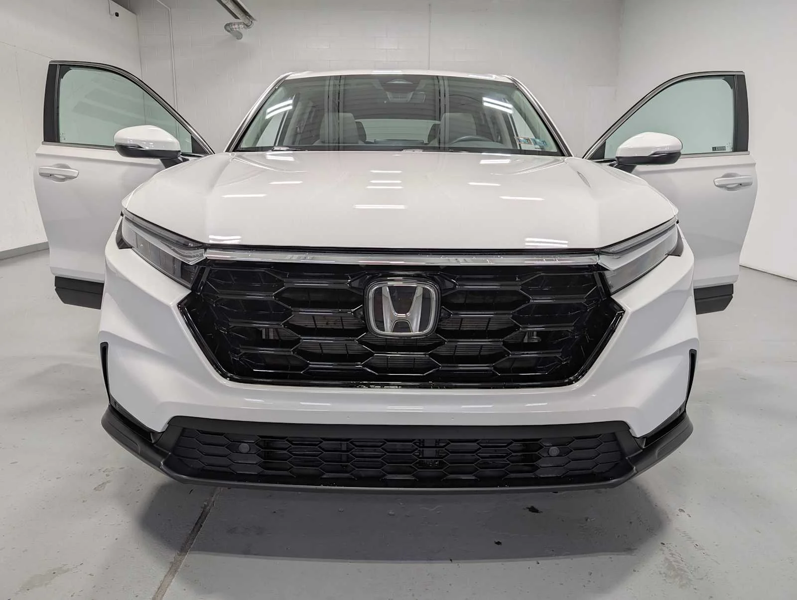 Used 2024 Platinum White Pearl Honda EX-L image 15