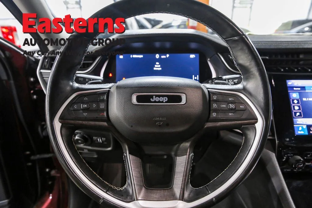 Used 2021 Red Jeep Limited image 10