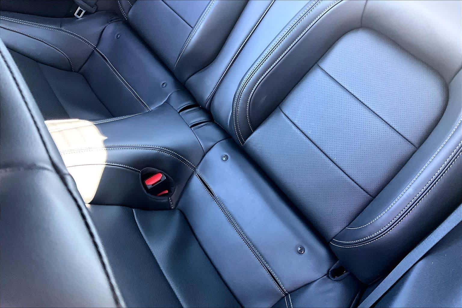 Used 2024 Grabber Blue Metallic Ford GT Premium image 17