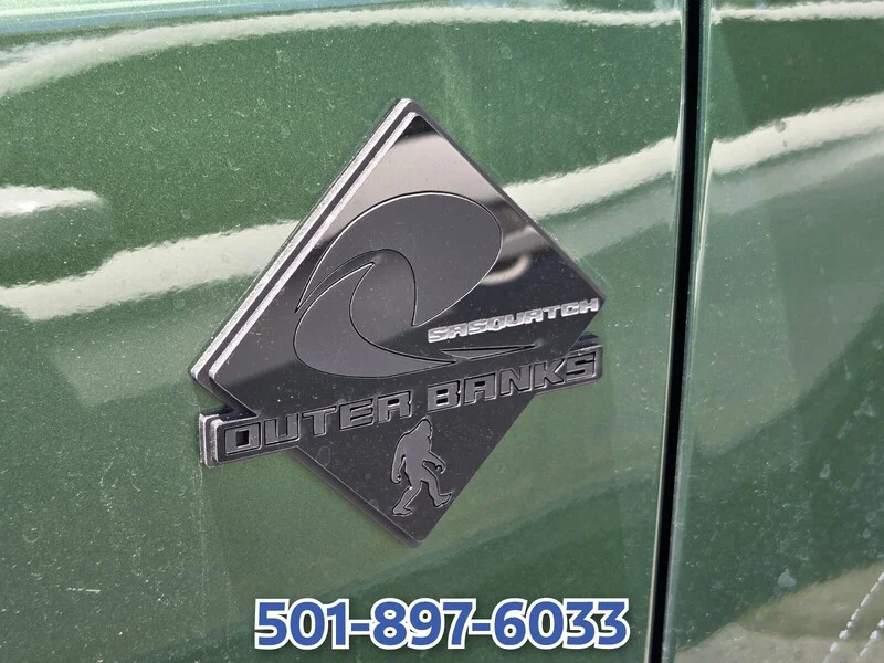 Used 2025 GREEN FORD OUTER BANKS 4 DOOR 4X4 image 6