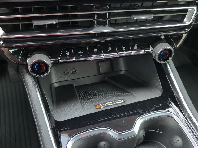 2026 Chevrolet Traverse Z71 - Photo 26