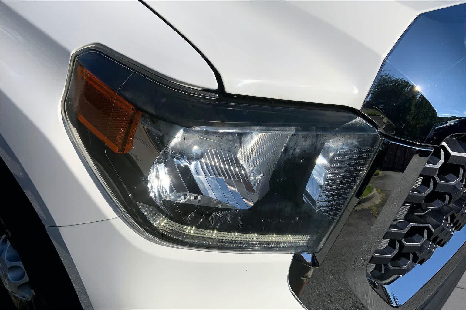 Used 2021 Super White Toyota SR5 image 26