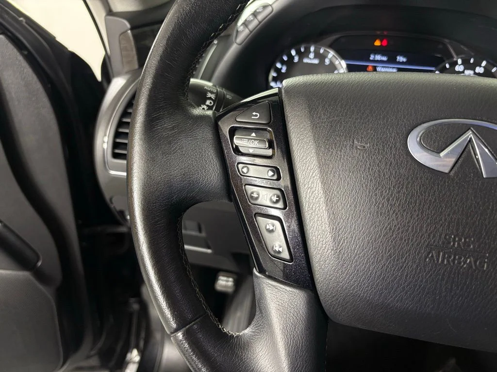 Used 2023 Black INFINITI LUXE image 25