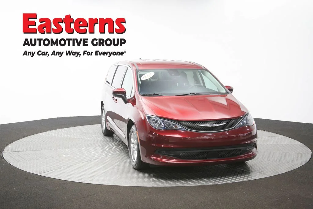 Used 2023 Red Chrysler LX image 47