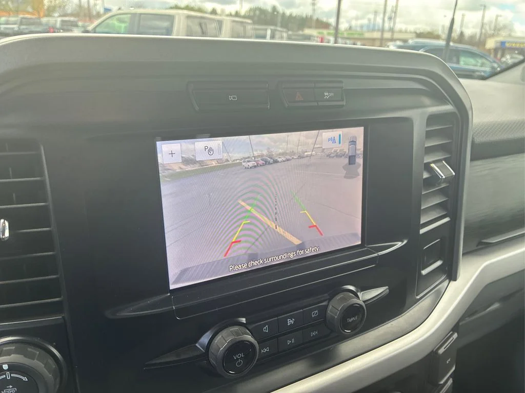 Used 2023  Ford XLT image 26
