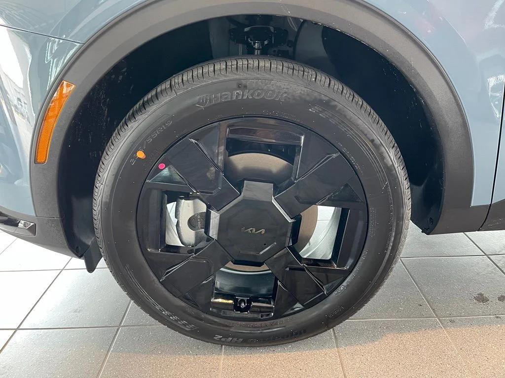 New 2026 Blue Kia X-Line image 32