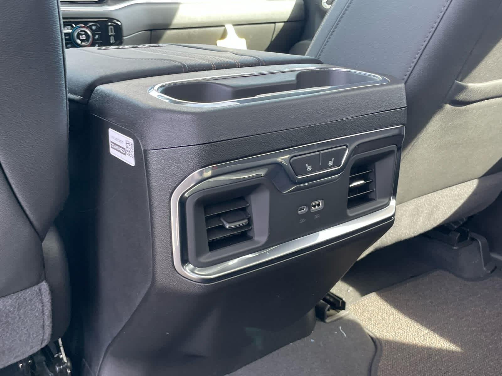 2026 Chevrolet Silverado 3500 HD High Country - Photo 22