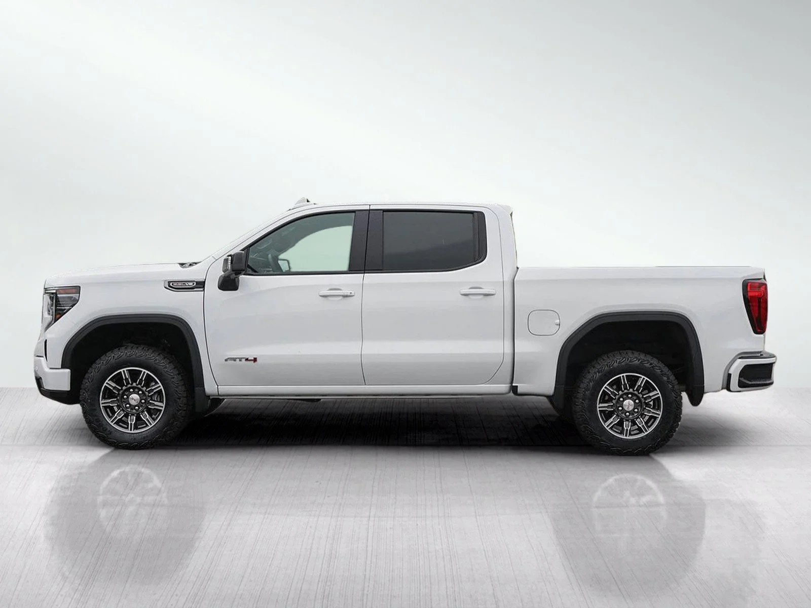 Used 2025 GMC Sierra 1500 AT4 with VIN 1GTUUEEL6SZ325465 for sale in Bloomington, Minnesota
