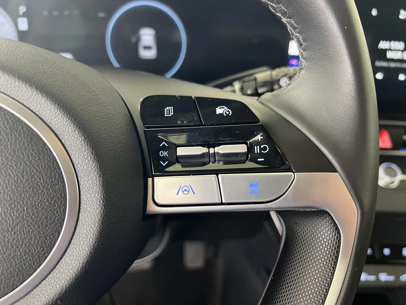 Used 2024 Serenity White Hyundai SEL image 12