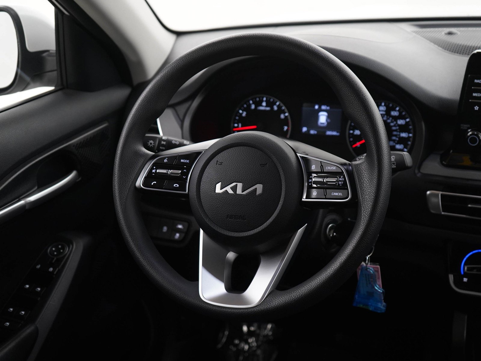 Used 2023 Snow White Pearl Kia Lx image 14