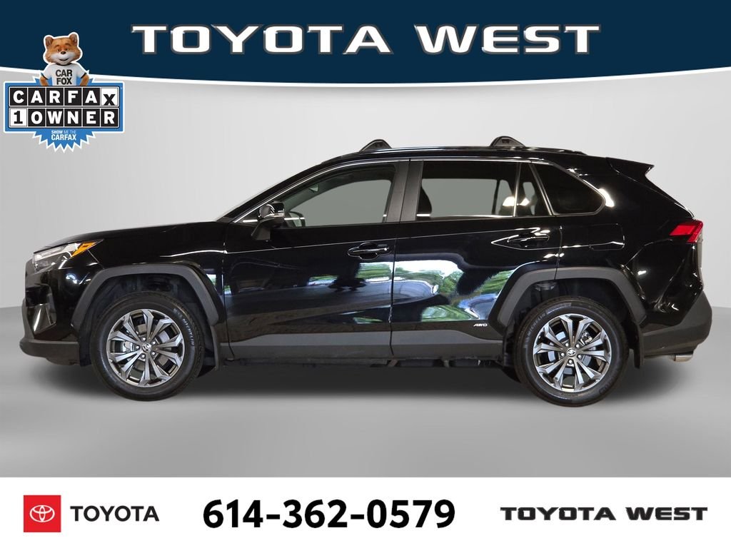 Used 2023 Black Toyota XLE Premium image 10