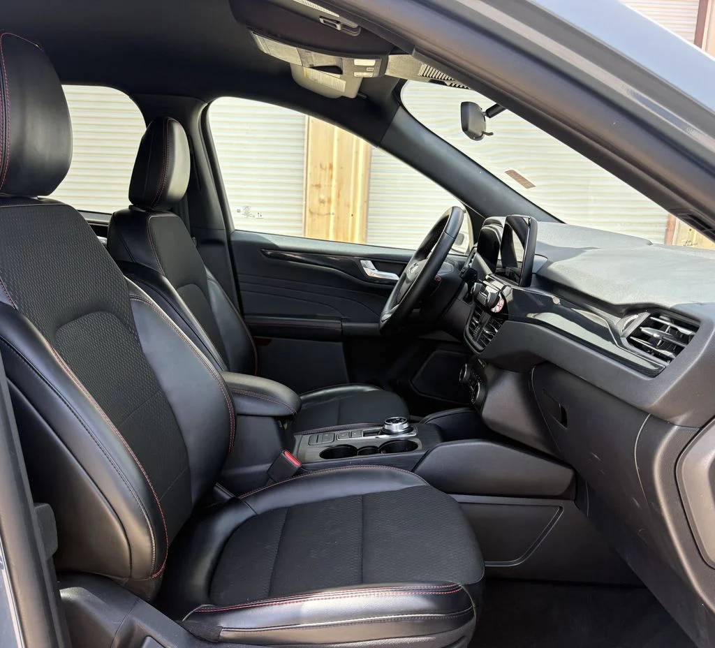 Used 2025 Vapor Blue Ford ST-Line image 26