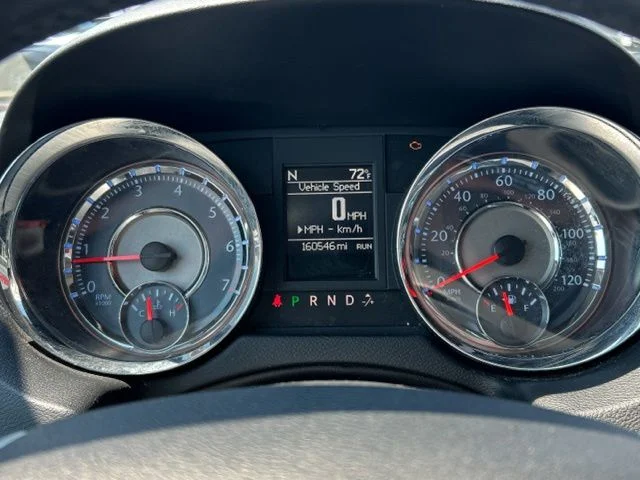 Used 2015 Red Chrysler Touring image 38