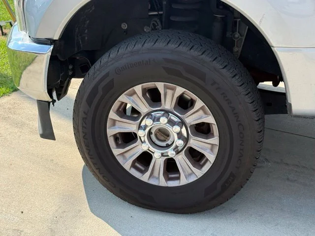 Used 2020 Silver Ford XL image 5