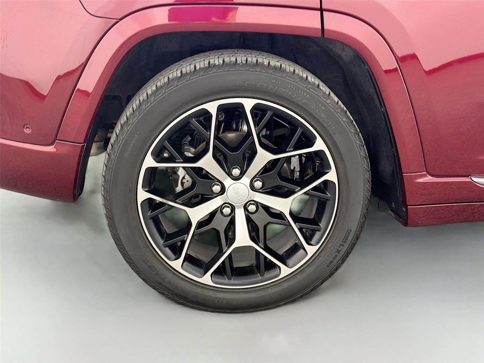 Used 2025 Velvet Red Pearlcoat Jeep Summit Reserve image 13