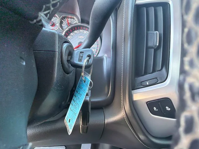 Used 2018 Quicksilver Metallic GMC SLE image 31