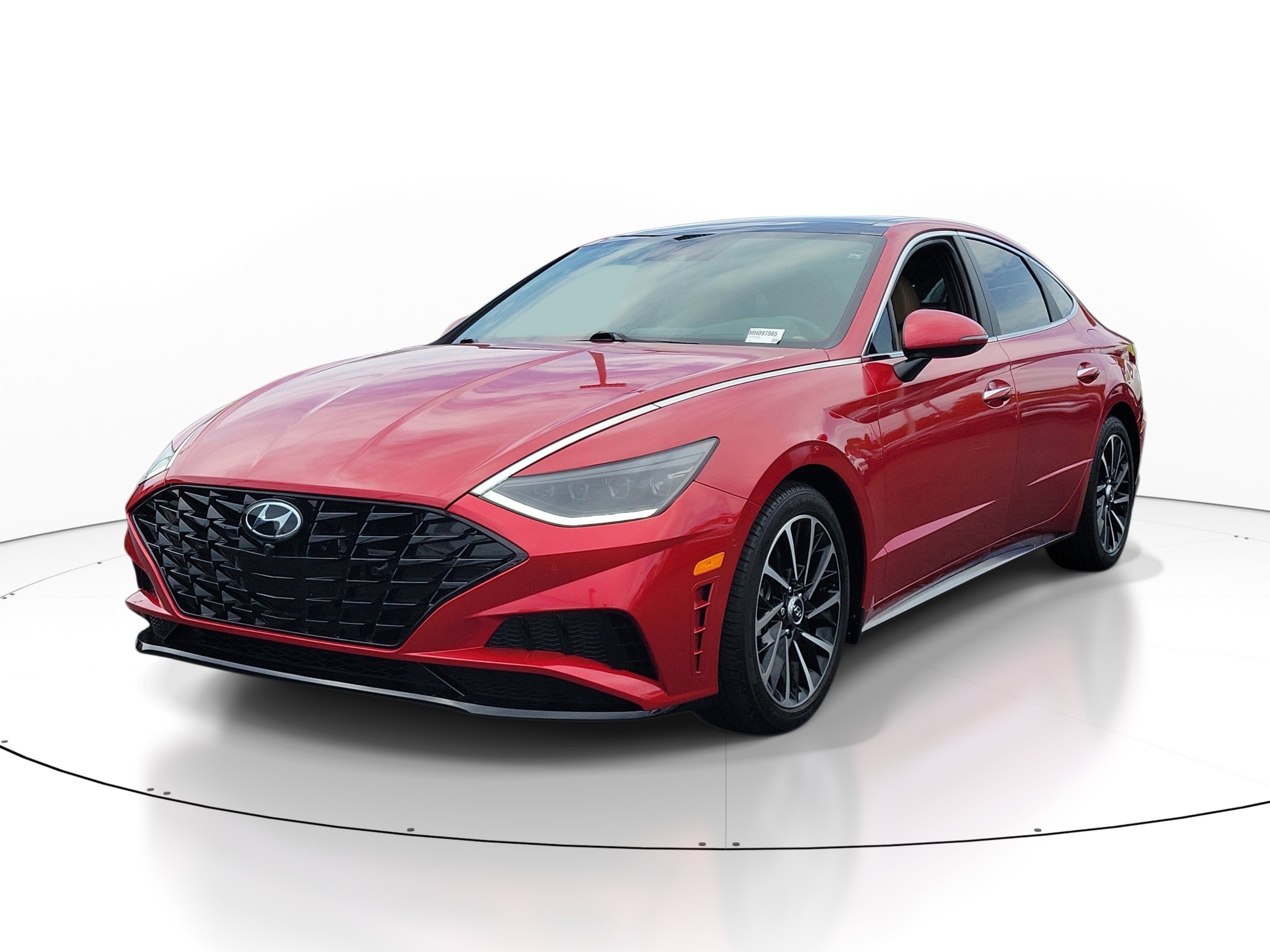Used 2021 Calypso Red Hyundai Limited image 2