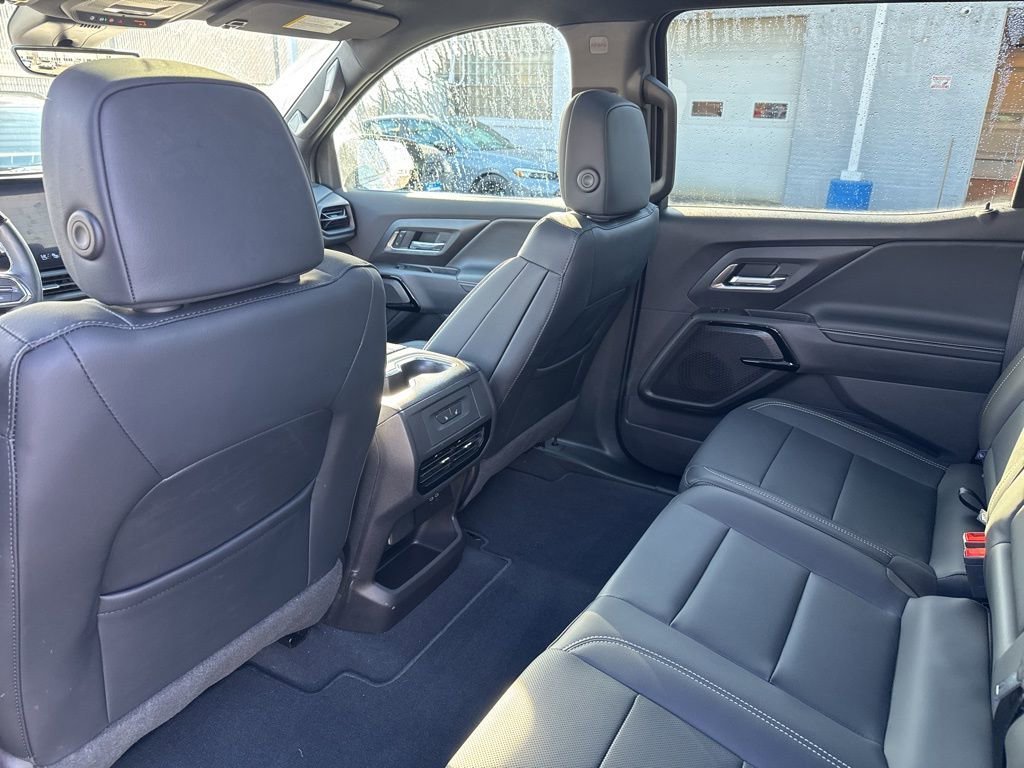 2025 Chevrolet Silverado EV LT - Photo 12