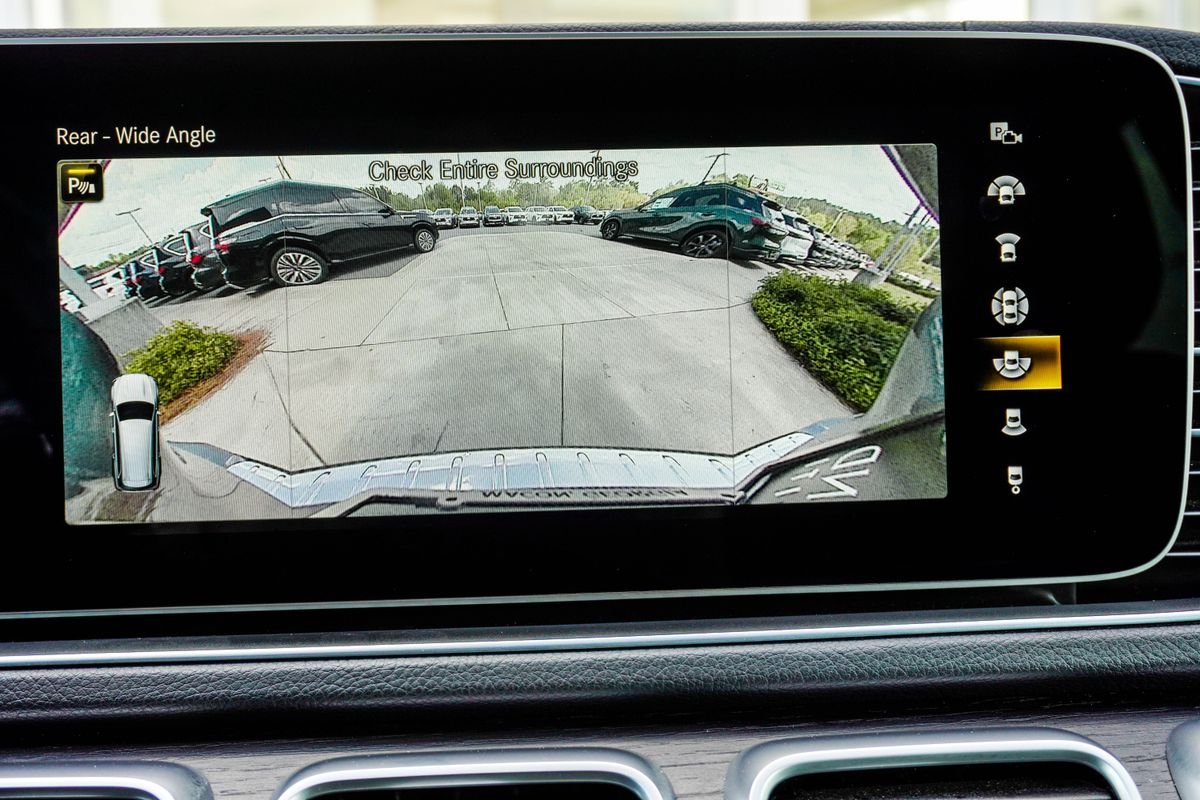 Used 2023 Gray Mercedes-Benz GLS 580 image 26