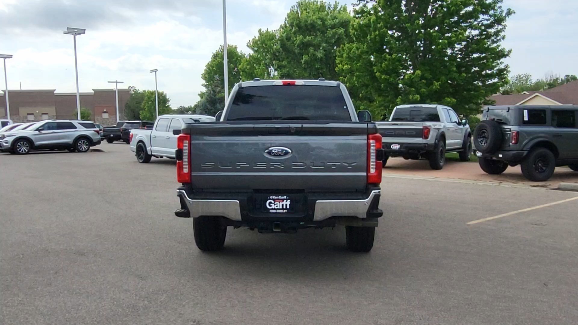 Certified Used 2025 Gray Metallic Ford LARIAT image 4