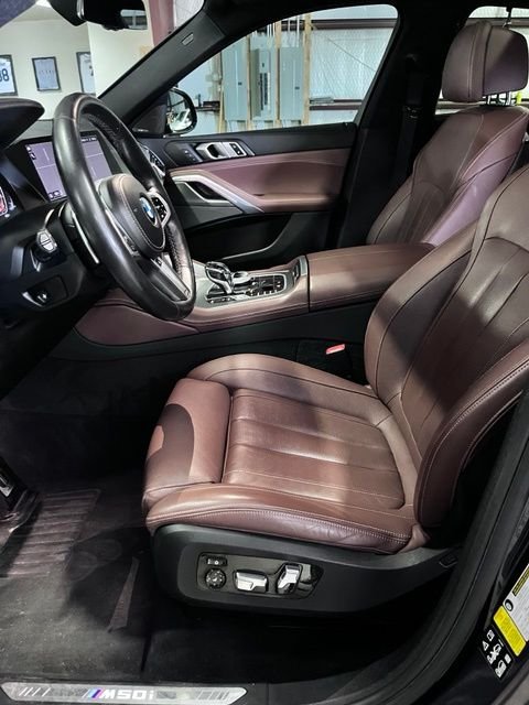 Used 2021 Gray BMW M50i image 13