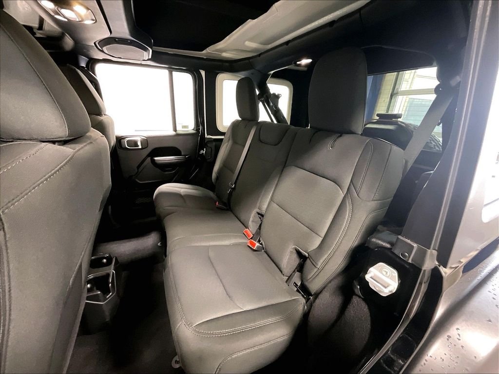 Used 2021 Black Jeep Unlimited Sport Altitude image 15