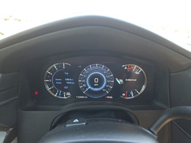Used 2018 White Cadillac Premium image 19