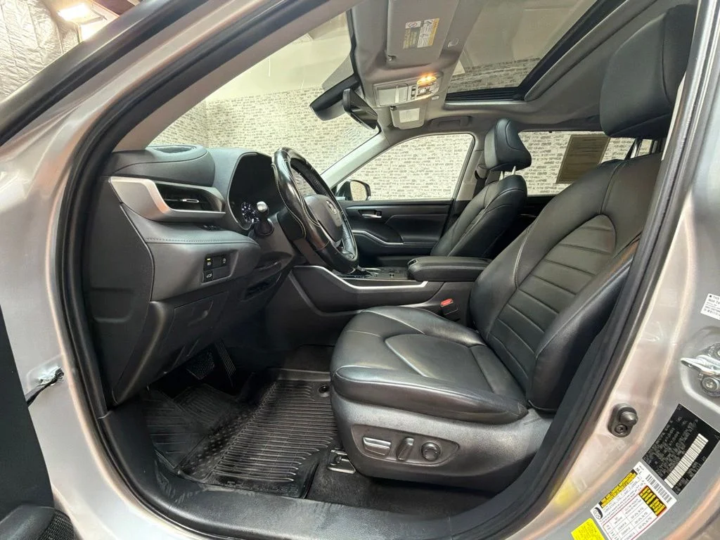 Used 2023 Celestial Silver Metallic Toyota XLE image 19