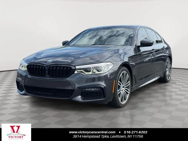 2020 BMW 5 Series 540i xDrive Sedan's photo