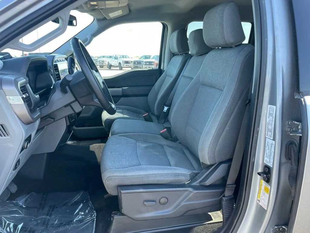 Used 2024 Silver Ford XLT image 8
