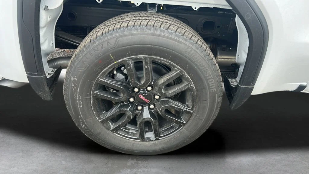 New 2026 Summit White GMC Elevation image 18