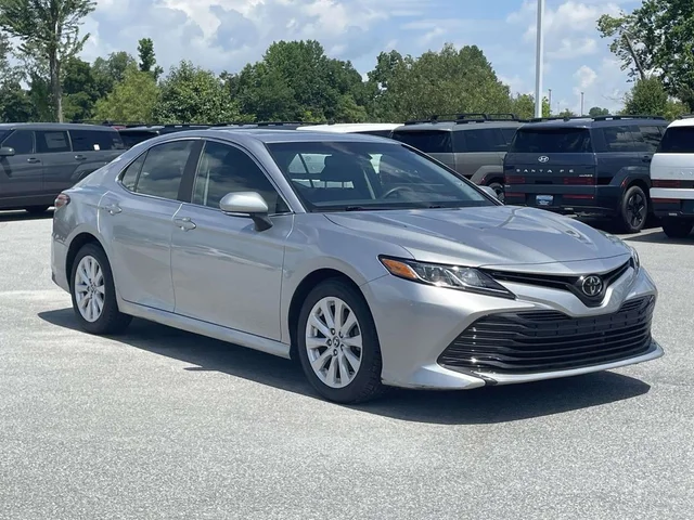 2018 Toyota Camry LE