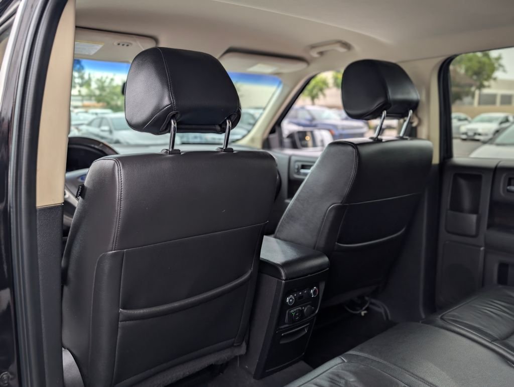 2019 Ford Flex SEL - Photo 18