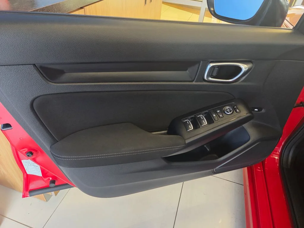 2025 Honda Civic Sport - Photo 12