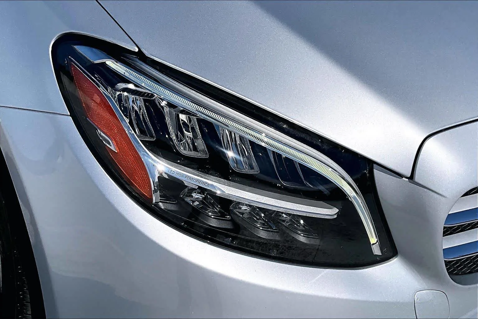 Used 2020 Iridium Silver Metallic Mercedes-Benz C 300 image 27