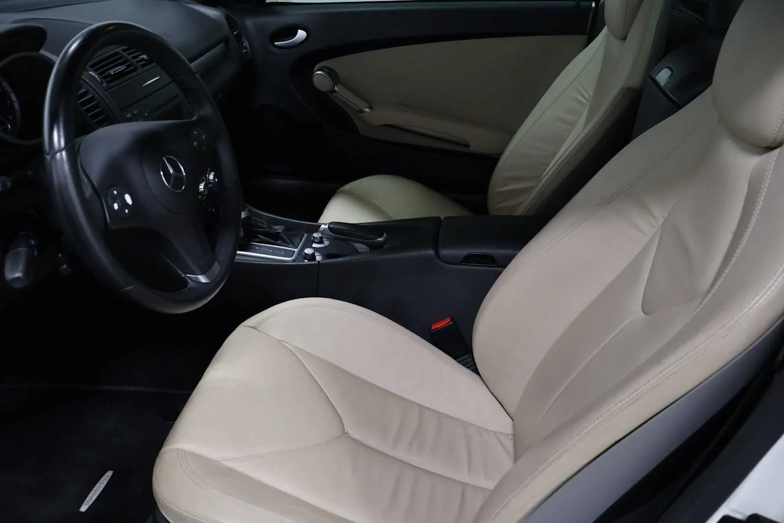 Used 2009 Arctic White Mercedes-Benz 3.0L image 5