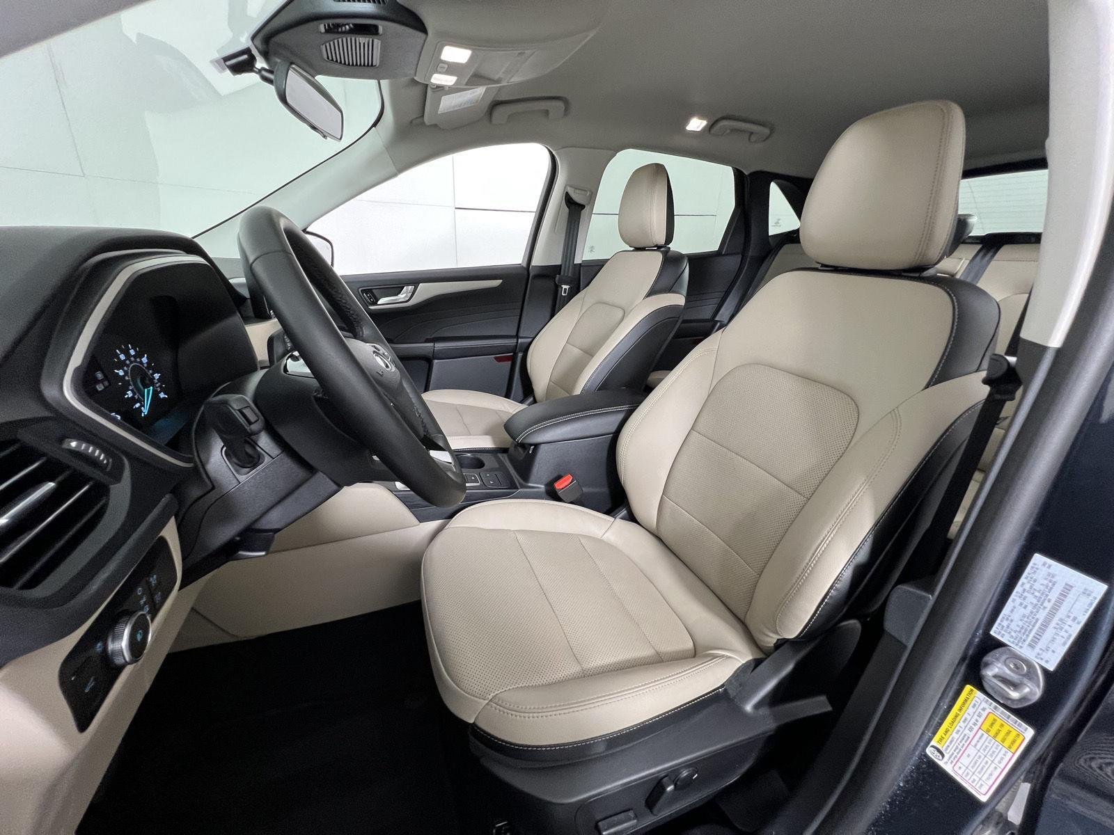 Used 2022 Stone Blue Ford SEL image 2