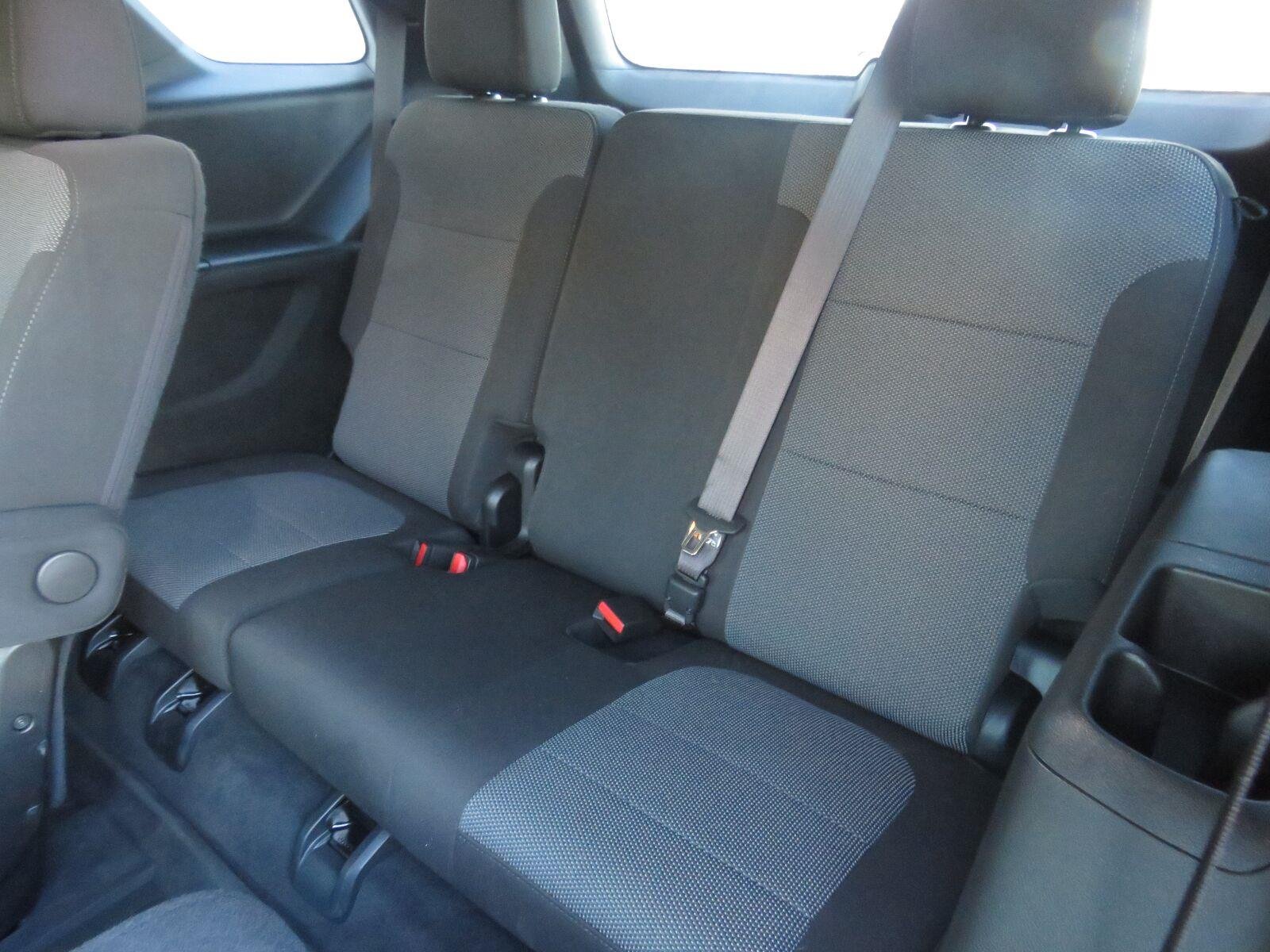 Used 2023 Silver Sage Metallic Chevrolet LT Cloth image 26