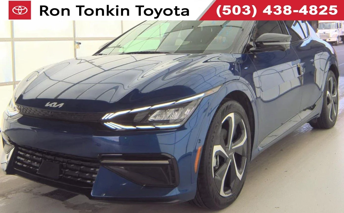 Used 2023 Yacht Blue Kia GT-Line image 1