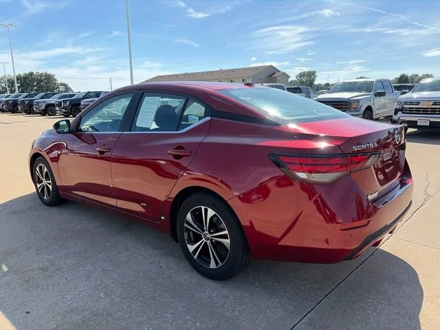 Used 2022 Red Nissan SV image 5