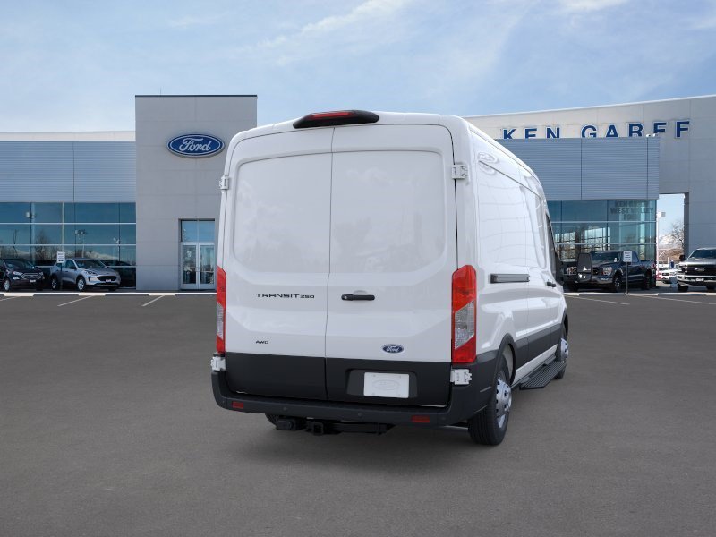 New 2026 Oxford White Ford Base image 9