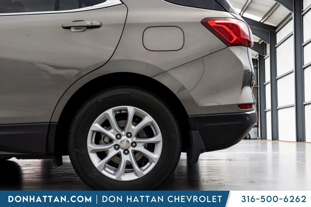 Used 2018 Gray Chevrolet LT image 29
