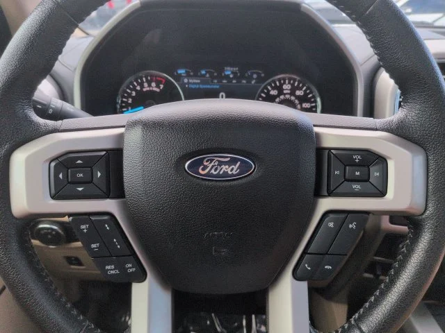 Used 2016 Bronze Fire Metallic Ford Lariat image 28